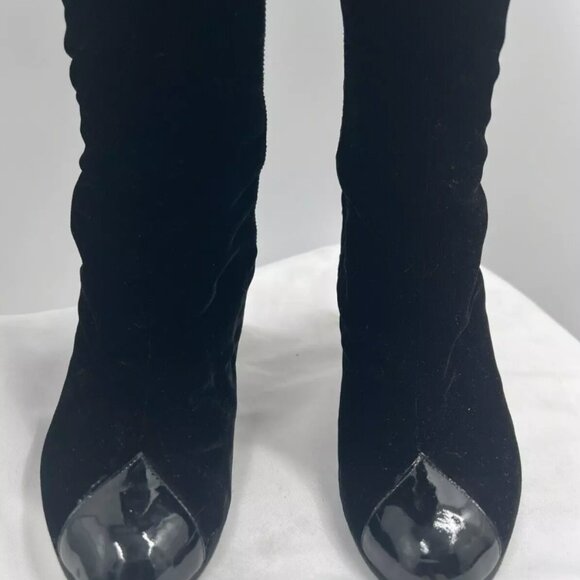 CHANEL Black Velvet Velour Knee High Boots W/Patent Heels/Cap Toe CC/ Logo Sz 40 - Picture 2 of 12